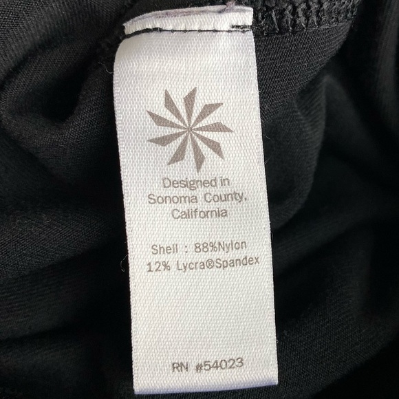 Athleta Capri Crisscross Detail Leggings XS - Picture 13 of 15